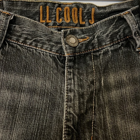 Gently Worn Men’s LL Cool J Denim Jeans - Picture 4 of 16